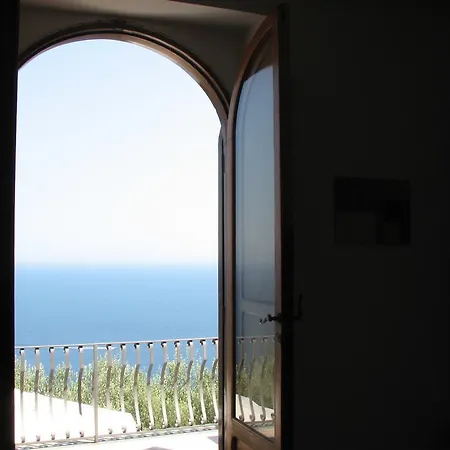 Civita Apartment